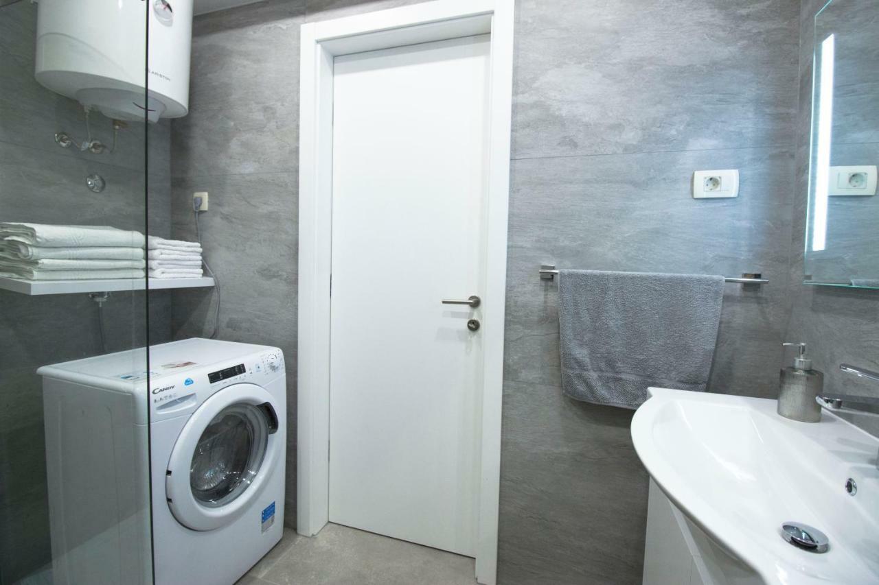Apartment Deluxe NaNa Makarska Exterior foto