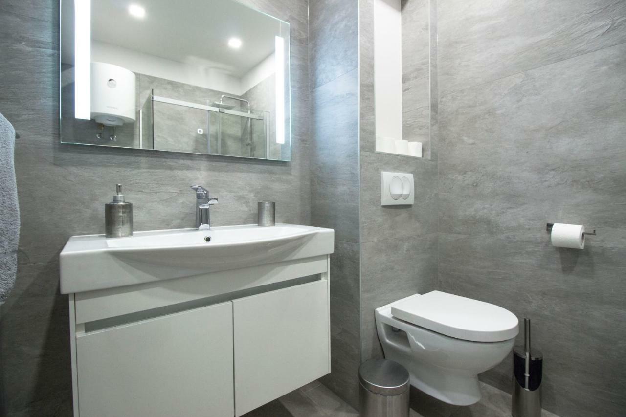 Apartment Deluxe NaNa Makarska Exterior foto